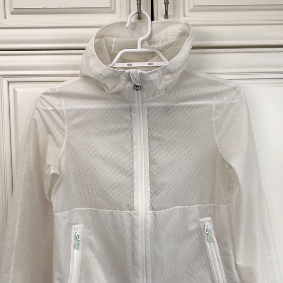 EUC Ivivva girl’s hooded rain jacket - Picture 2 of 14